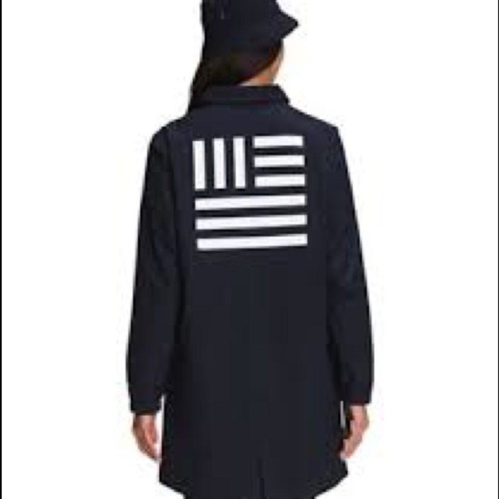 The North Face IC NWT navy blue coaches jacket🔥❤️ - Picture 2 of 16
